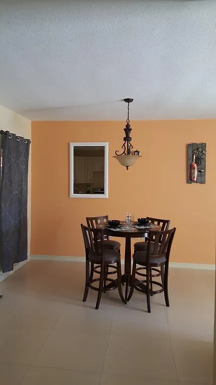Apt 12, Executive Suites Ja - Palms Enfield Jamaica