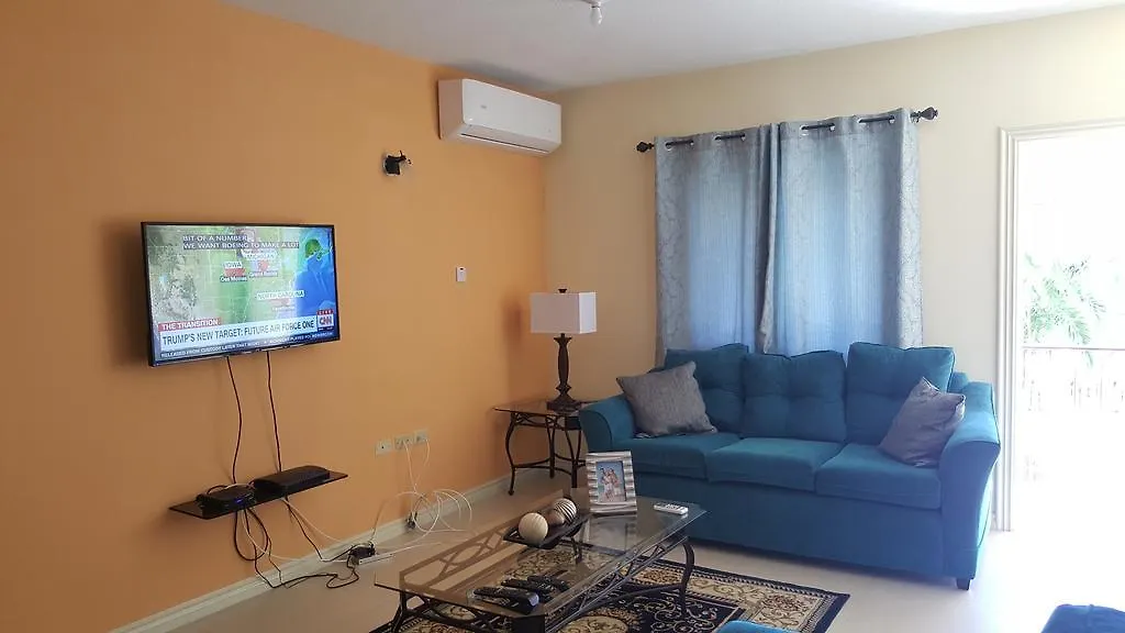 Apt 12, Executive Suites Ja - Palms Enfield Apartment